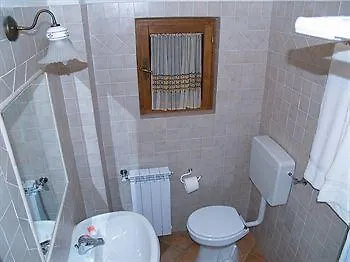 Farm stay Agriturismo La Loccaia Villa Ciggiano Italy