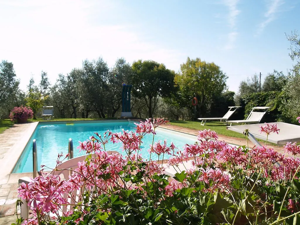Farm stay Agriturismo La Loccaia Villa Ciggiano Italy